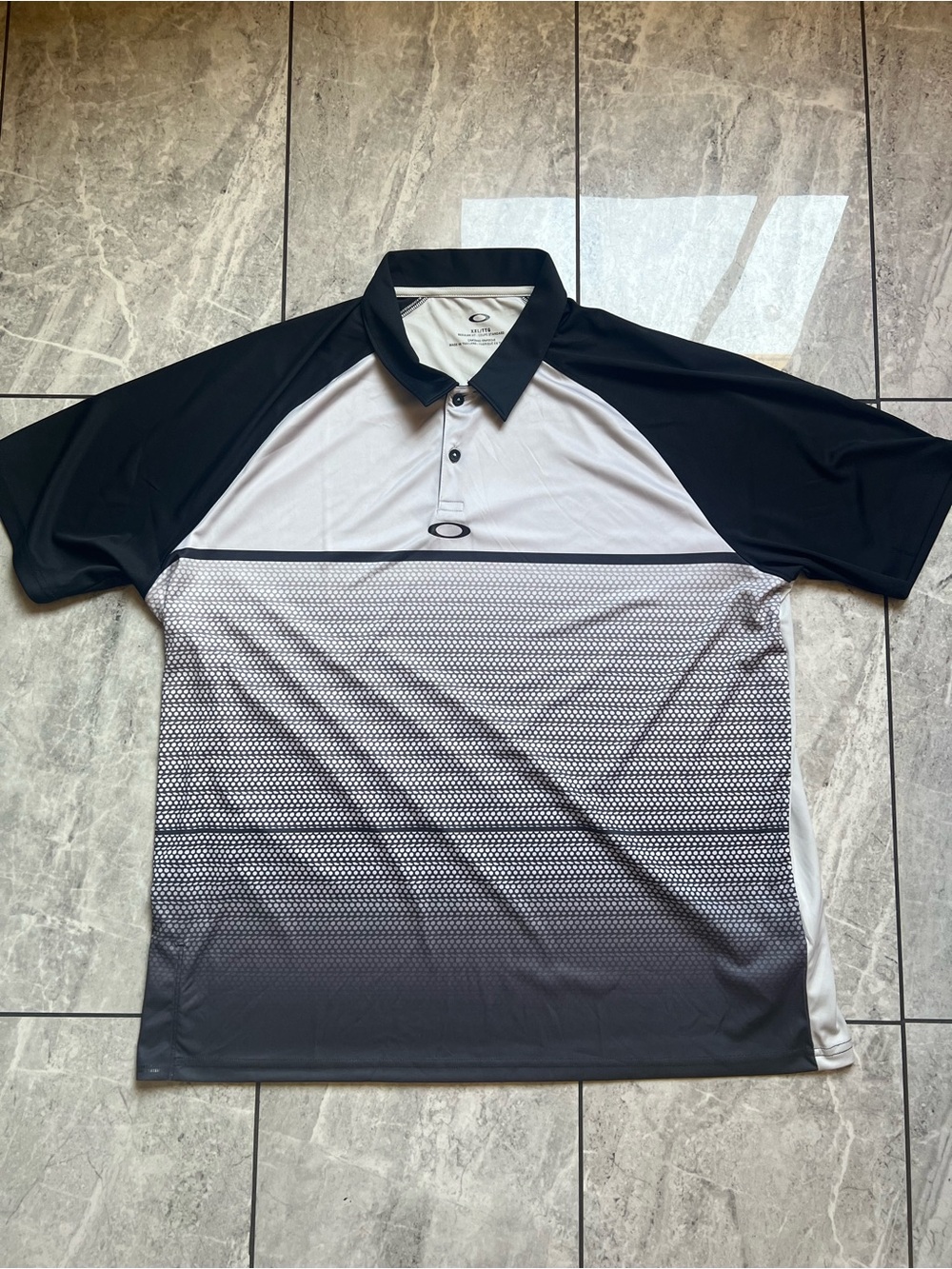 Oakley Moto Fade Polo Mens Grey/Black Golf Hydrolix Performance Geometric 2XL
